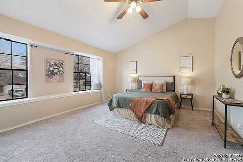 Bay Berry, SAN ANTONIO, TX 78240