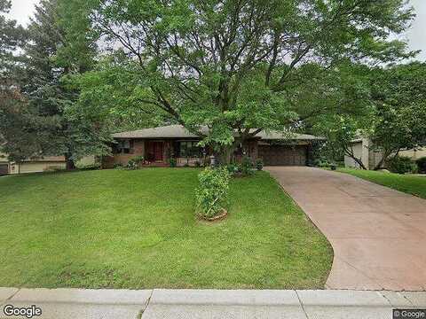 Arden Oaks, SAINT PAUL, MN 55112