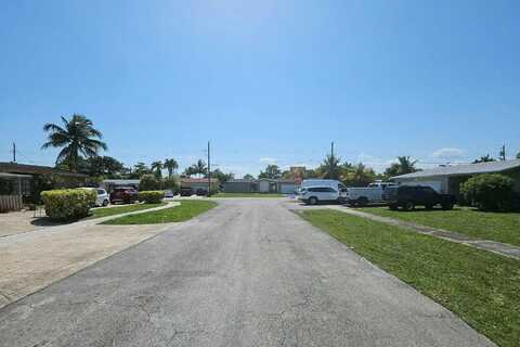 21St, SUNRISE, FL 33313