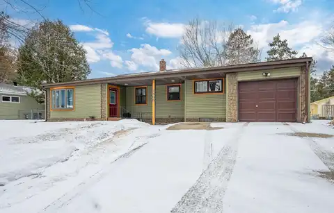 1St, GRAND RAPIDS, MN 55744