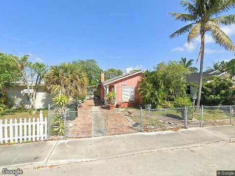 N, Lake Worth, FL 33460