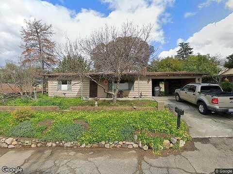 8Th, RAMONA, CA 92065