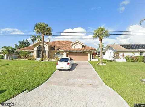 21St, CAPE CORAL, FL 33990