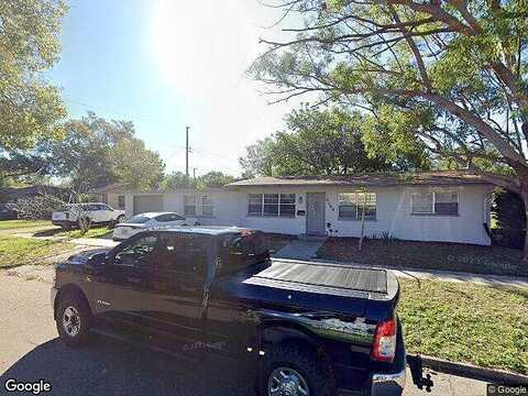 39Th, SAINT PETERSBURG, FL 33714