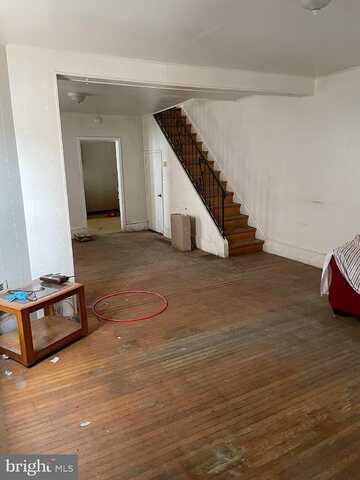 Pulaski, PHILADELPHIA, PA 19144