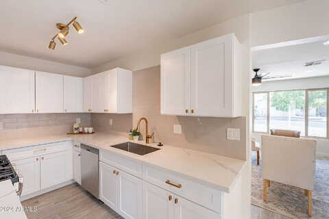 5Th, MESA, AZ 85201