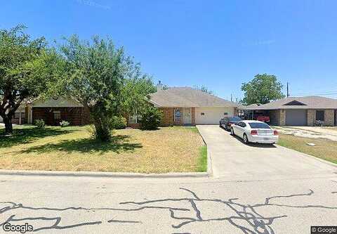 Dober, NOLANVILLE, TX 76559