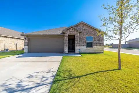 126Th, LUBBOCK, TX 79424