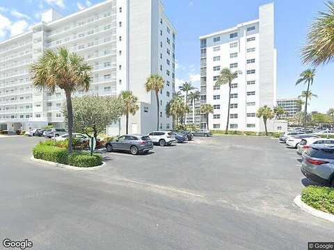 Ocean, HIGHLAND BEACH, FL 33487