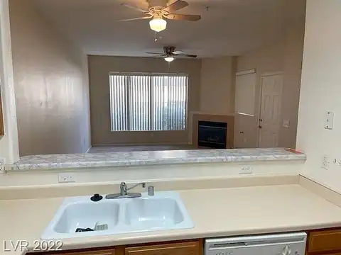 S Durango Dr, Las Vegas, NV 89113