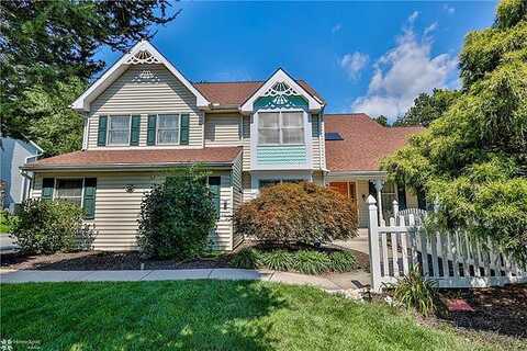 Crest View, ALLENTOWN, PA 18103