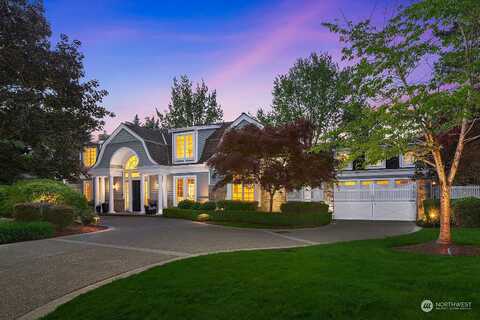 31St, CLYDE HILL, WA 98004