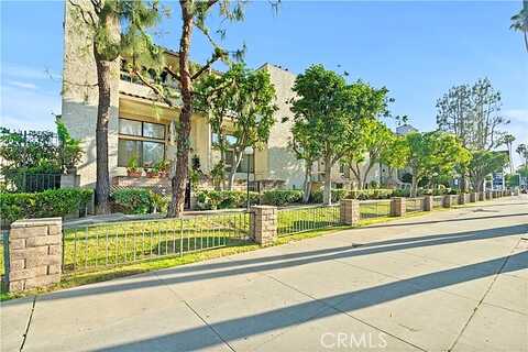 Sherman, WINNETKA, CA 91306