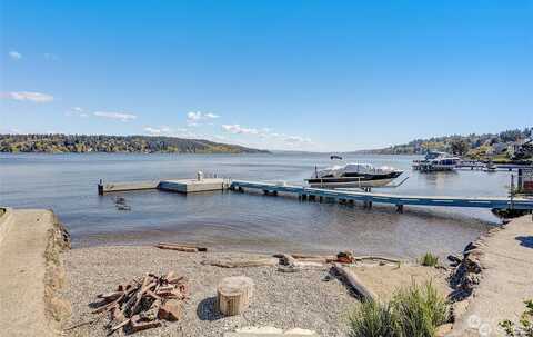 Beach, LAKE FOREST PARK, WA 98155