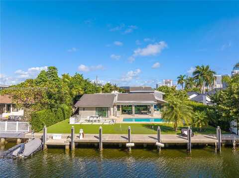 Holiday, HALLANDALE BEACH, FL 33009