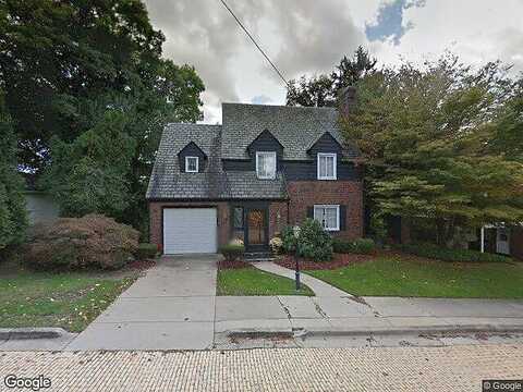 Oakwood, NEW KENSINGTON, PA 15068