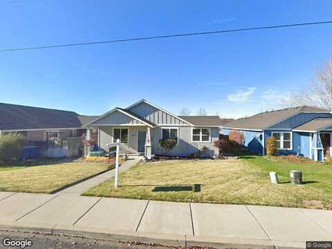 5Th, REDMOND, OR 97756