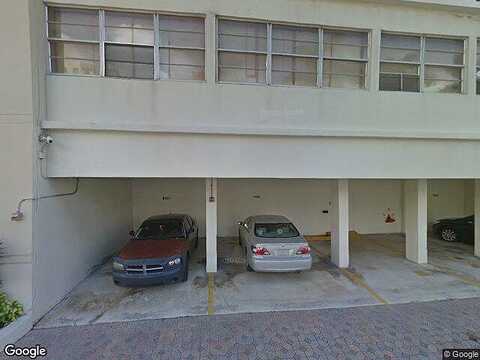 Ocean, HALLANDALE BEACH, FL 33009