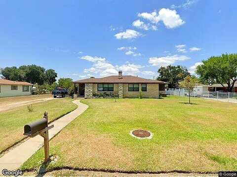 Main, CUERO, TX 77954