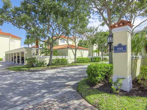 Harmony Cir, Vero Beach, FL 32967