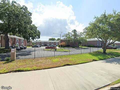 37Th St S, Saint Petersburg, FL 33711