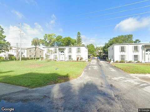 Snell Isle Blvd Ne, Saint Petersburg, FL 33704