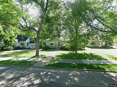 Irving, ALEXANDRIA, MN 56308