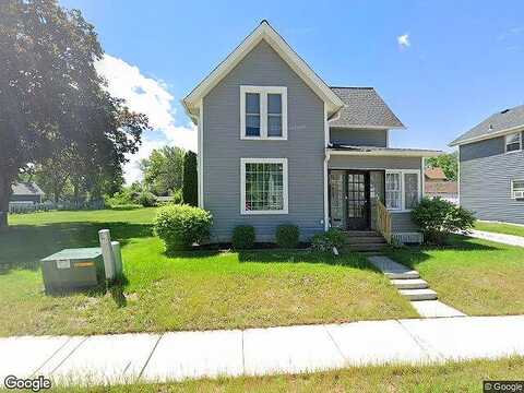 Grove, OCONOMOWOC, WI 53066