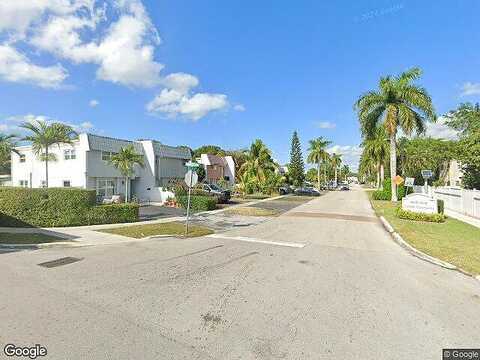 Sw 80Th Ave, North Lauderdale, FL 33068