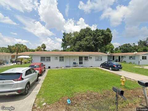 Seminole Ave, Fort Myers, FL 33916