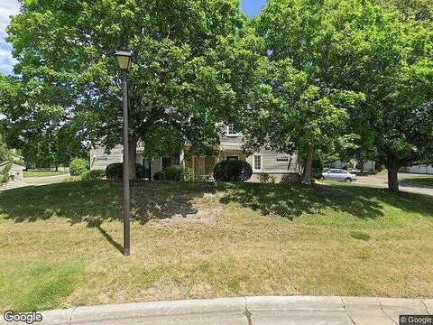 Ranchview Ln N, Plymouth, MN 55447