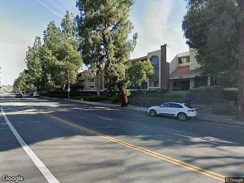 Burbank Blvd, Woodland Hills, CA 91367