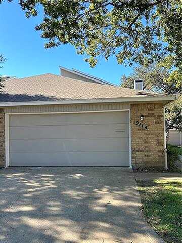 Misty Meadow Court, Carrollton, TX 75006