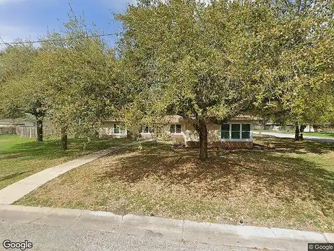 8Th, KENEDY, TX 78119