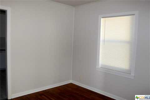 13Th, BELTON, TX 76513