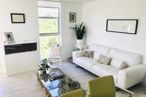 26Th, NORTH MIAMI BEACH, FL 33160