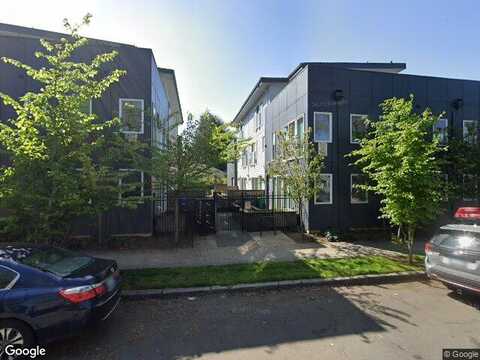 Michigan, PORTLAND, OR 97217