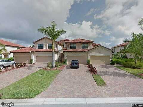 Aviamar Cir, Naples, FL 34114