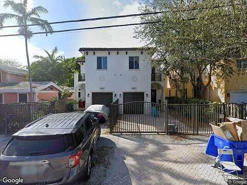 Elizabeth St, Miami, FL 33133