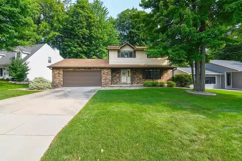 Ironwood, GREEN BAY, WI 54304