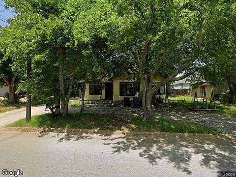 S Scullin Avenue, Denison, TX 75020