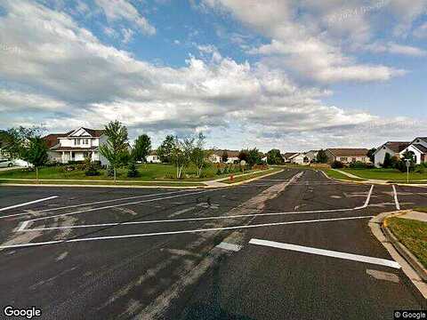 Heritage Court, Waunakee, WI 53597