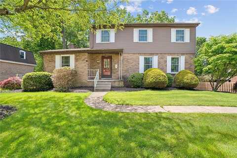 Lynn Ann Dr, Plum, PA 15239