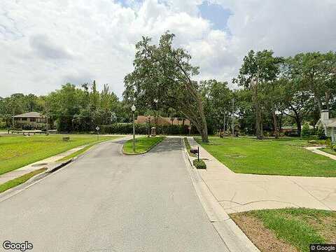 Oak Leaf Circle, MOUNT DORA, FL 32757