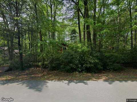 Split Rock Lane, Pocono Summit, PA 18346