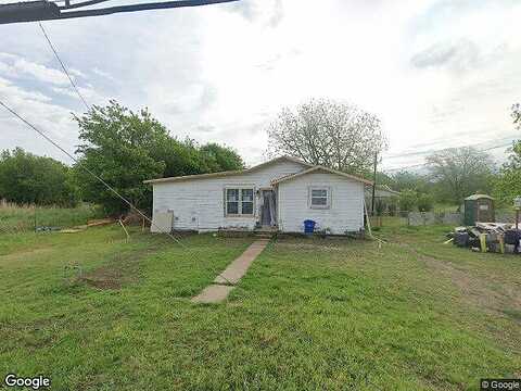 1St, MINERAL WELLS, TX 76067