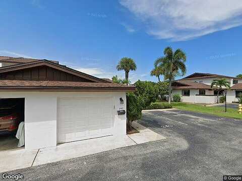 Queens Ct #240, Satellite Beach, FL 32937