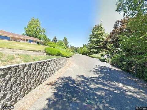 Hawthorn Dr, Yakima, WA 98908