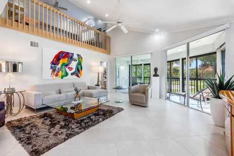 Glendevon Lane, Delray Beach, FL 33446