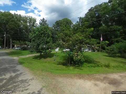 Circle Ln, Colonial Beach, VA 22443